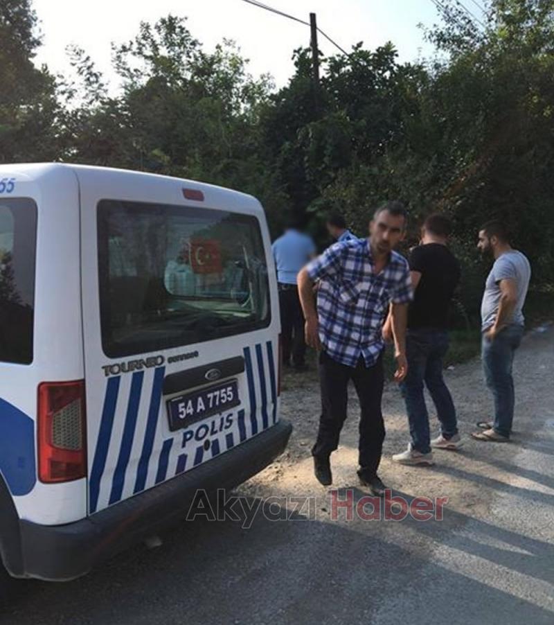 Seyir Halindeki Araçları Durdurup Para İstedi