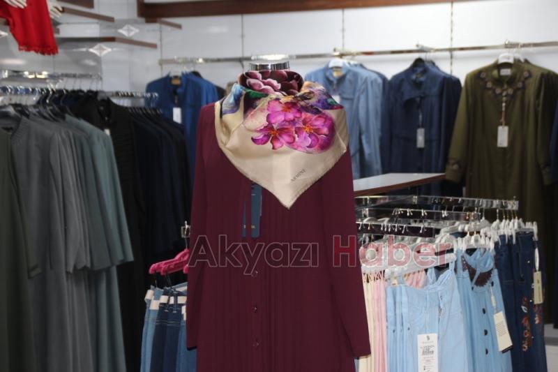 Sezonluk Kıyafetler İndirimli Fiyatlarla Moda Gündem'de