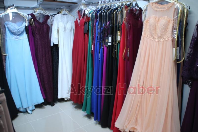 Sezonluk Kıyafetler İndirimli Fiyatlarla Moda Gündem'de