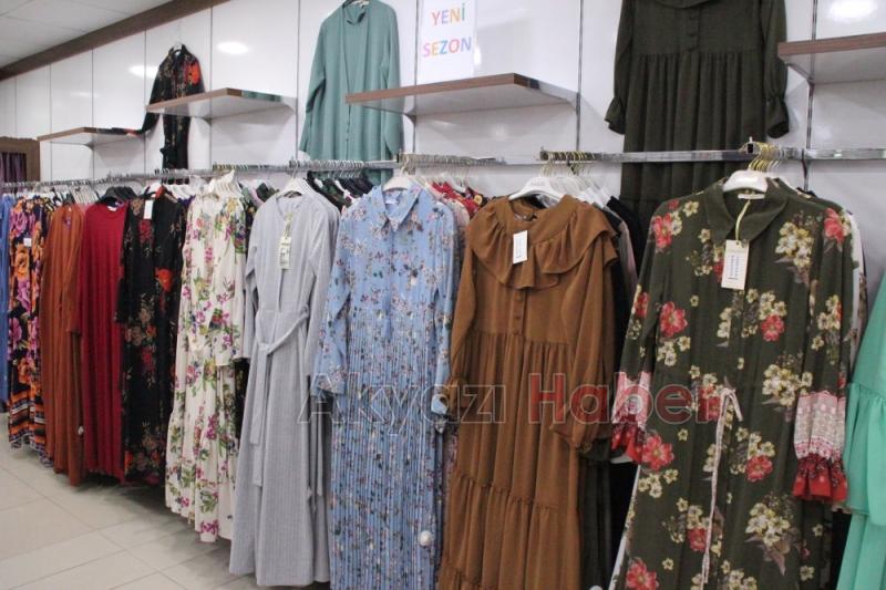 Sezonluk Kıyafetler İndirimli Fiyatlarla Moda Gündem'de