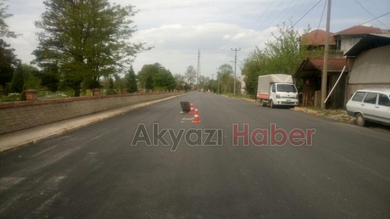 Sıcak Asfalt Serimi Devam Ediyor