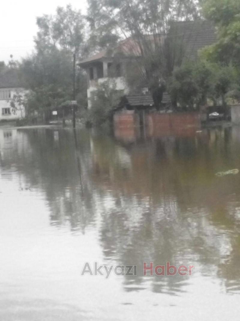 Şiddetli Yağış Hayatı Olumsuz Etkiledi