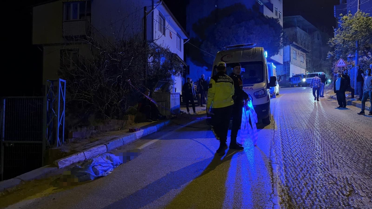 Silahlı kavga: Baba ve oğlu öldü