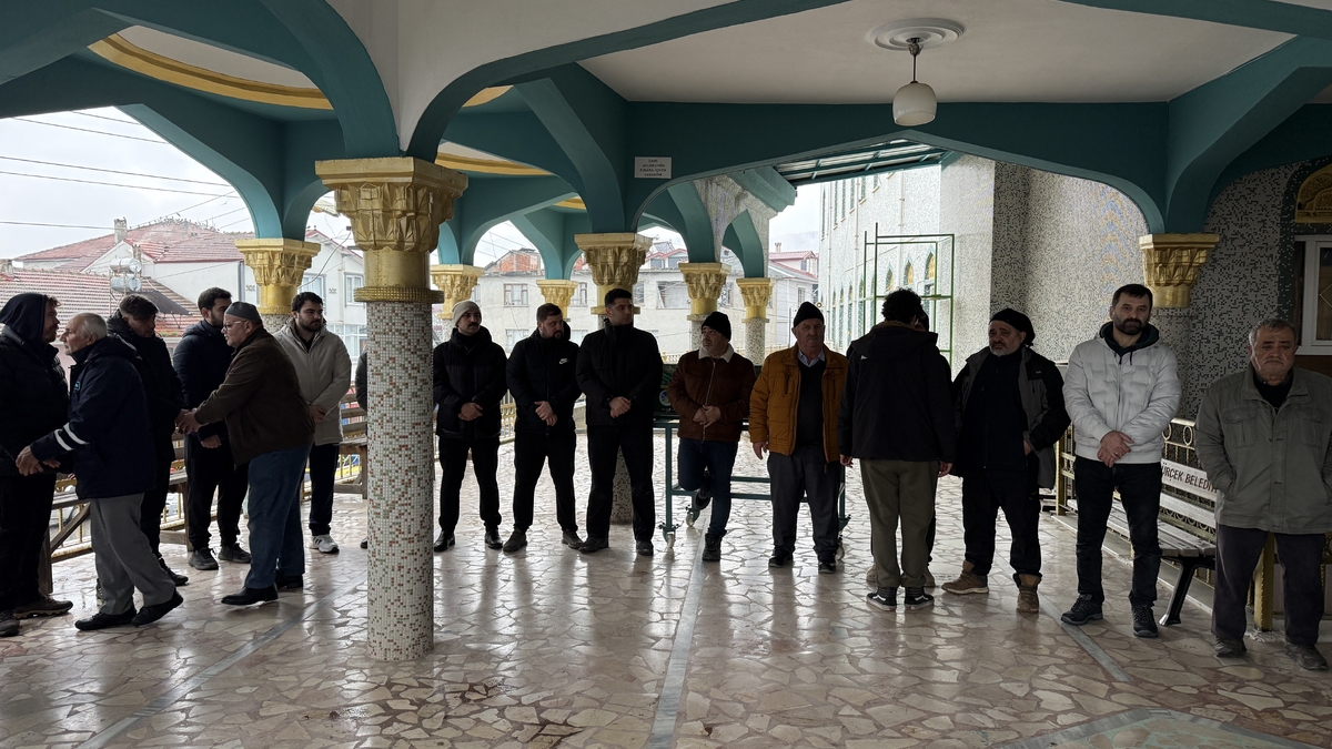 Silahlı saldırıda ölen MHP ilçe başkanı toprağa verildi