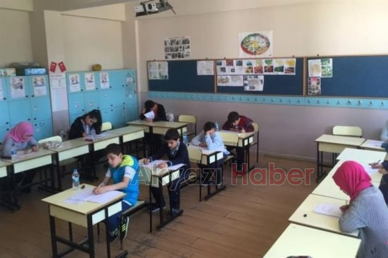 Siyer-i Nebi Sınavına Öğrencilerden Büyük İlgi