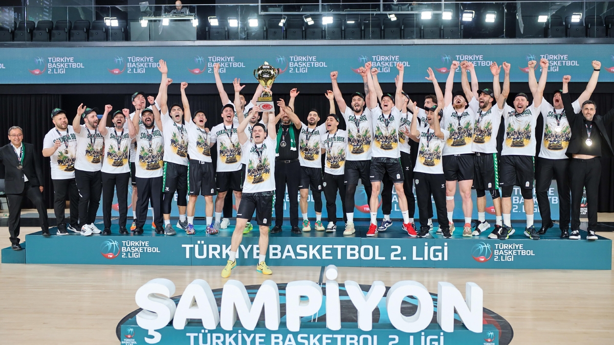 Şampiyon Büyükşehir Basketbol