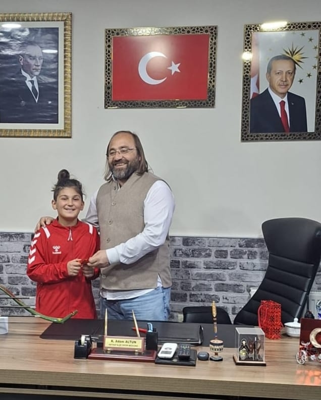 Şampiyonlar Altın ile ödüllendirildi