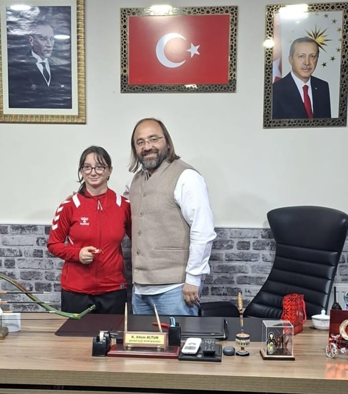 Şampiyonlar Altın ile ödüllendirildi