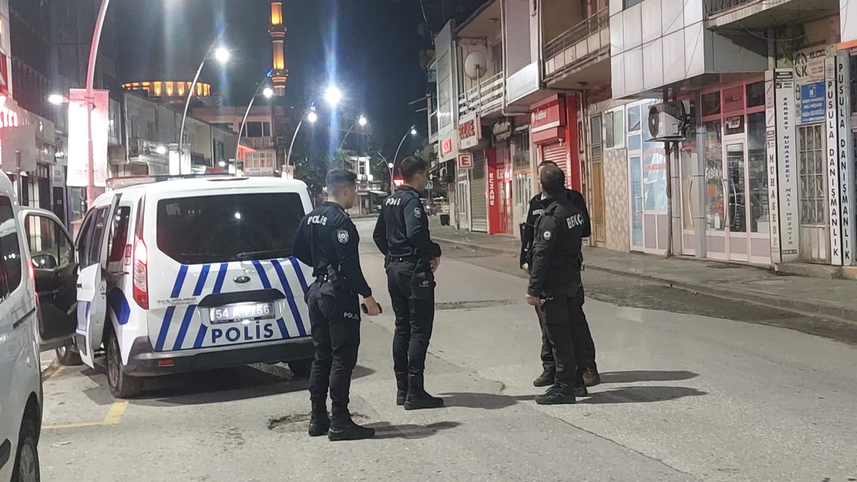 Siz Misiniz Huzuru Bozan? Polis Cezayı Kesti