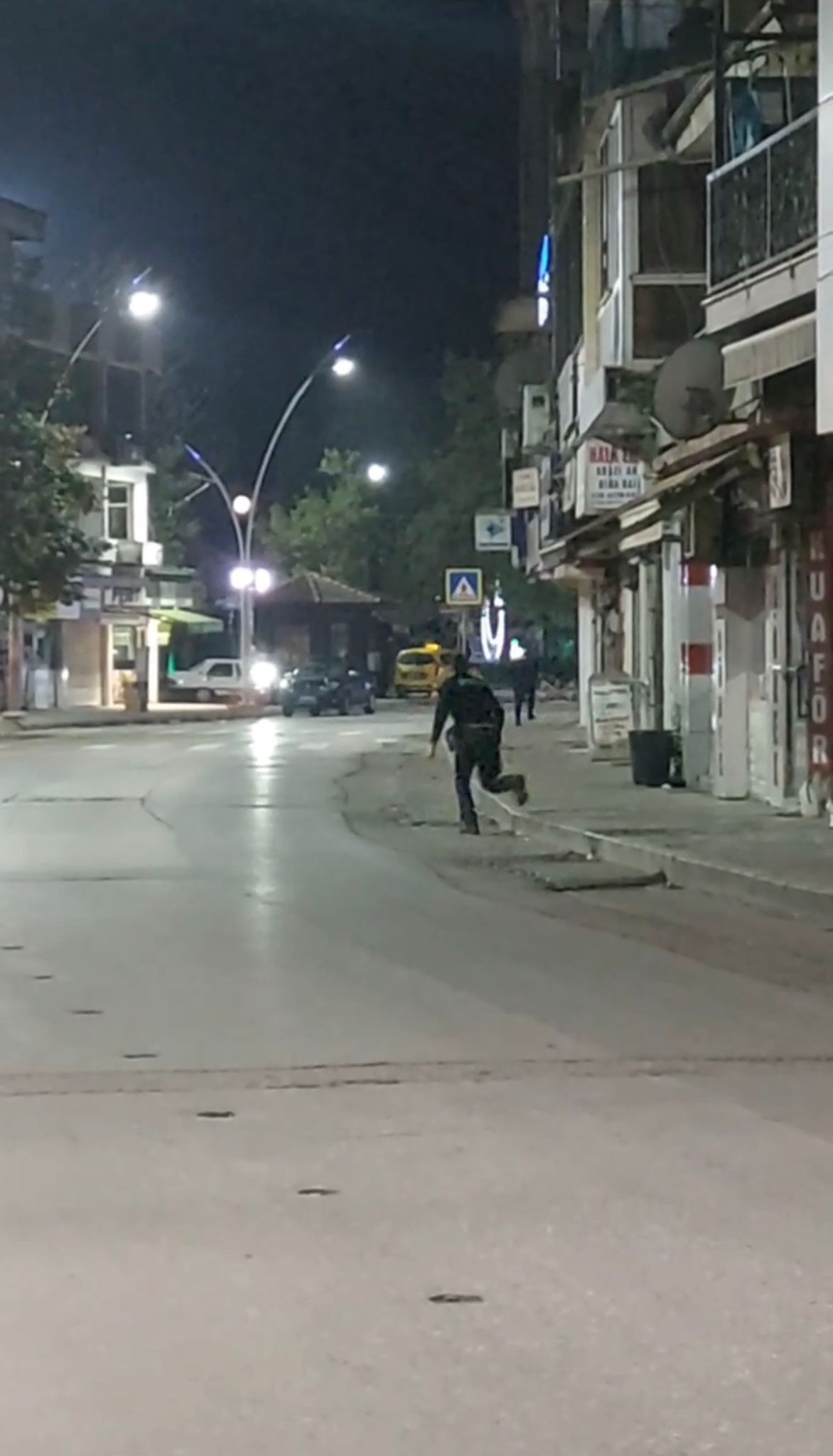 Siz Misiniz Huzuru Bozan? Polis Cezayı Kesti