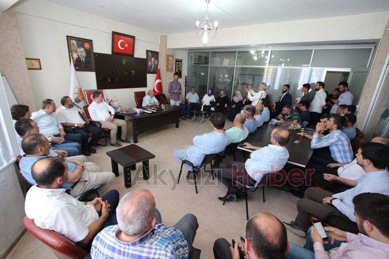 Sofuoğlu'ndan Ak Parti Akyazı İlçe Teşkilatına Teşekkür