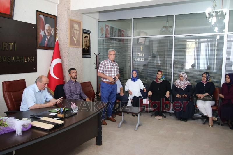 Sofuoğlu'ndan Ak Parti Akyazı İlçe Teşkilatına Teşekkür