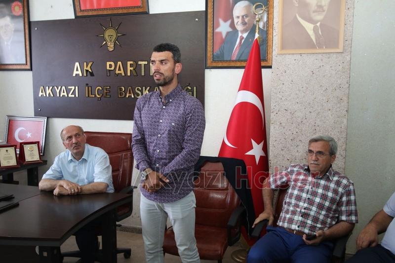 Sofuoğlu'ndan Ak Parti Akyazı İlçe Teşkilatına Teşekkür
