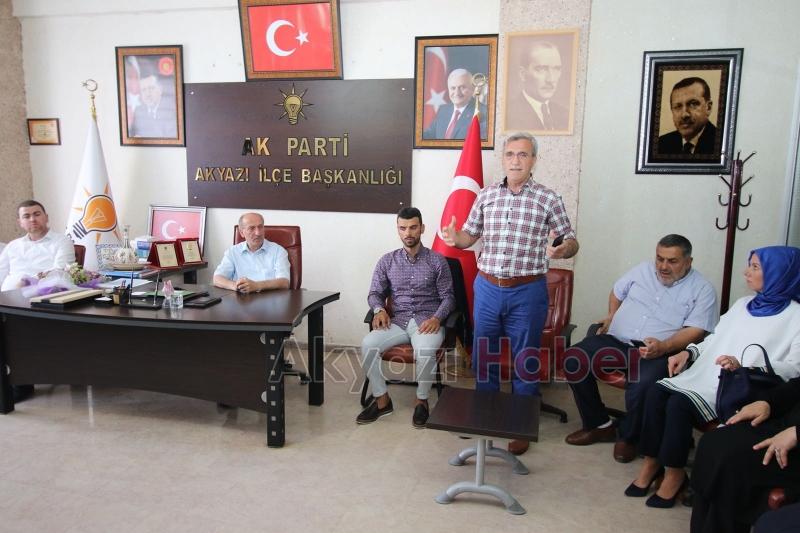 Sofuoğlu'ndan Ak Parti Akyazı İlçe Teşkilatına Teşekkür