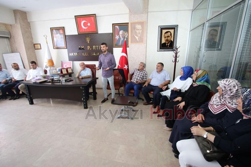 Sofuoğlu'ndan Ak Parti Akyazı İlçe Teşkilatına Teşekkür
