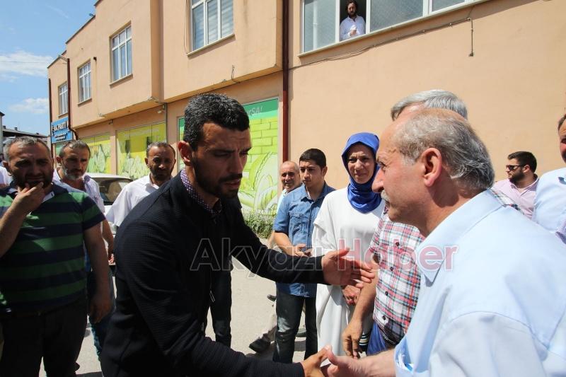 Sofuoğlu'ndan Ak Parti Akyazı İlçe Teşkilatına Teşekkür