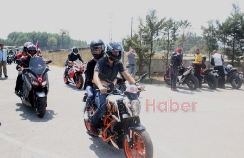 Sofuoğlu Yenikapıya Doğru Yola Çıktı