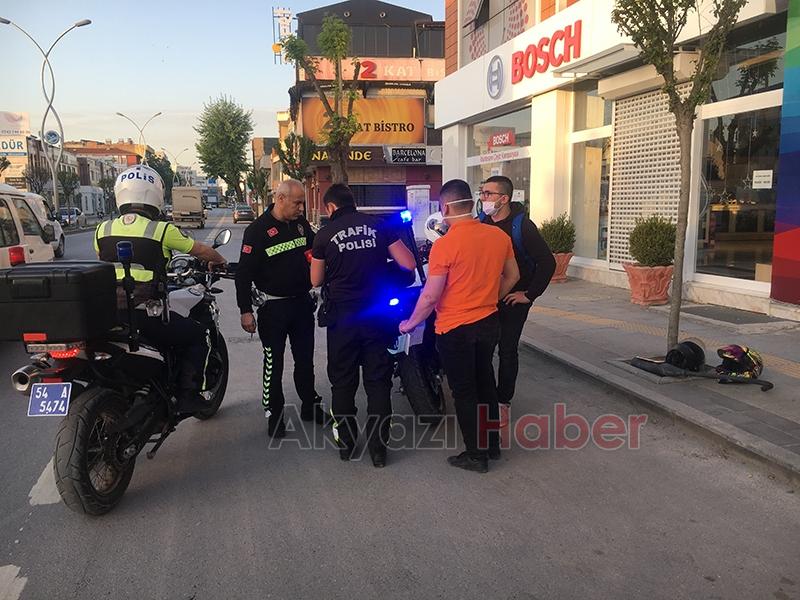 Sokağa çıkma yasağını ihlal edip kırmızı da geçtiler