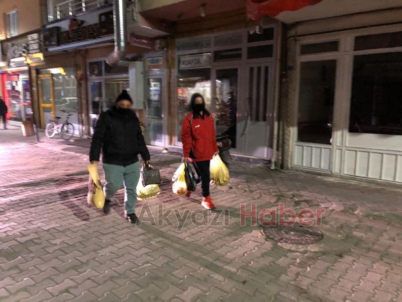 Sokağa çıkma yasaklandı vatandaş fırın ve bakkala koştu