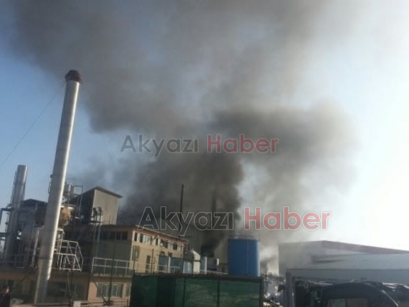 Son Dakika Fabrika Yangını İki İşçi Yanarak Yaralandı