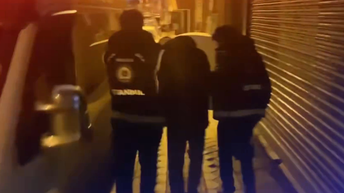 Sosyal medya aracılığıyla uyuşturucu satanlara operasyon