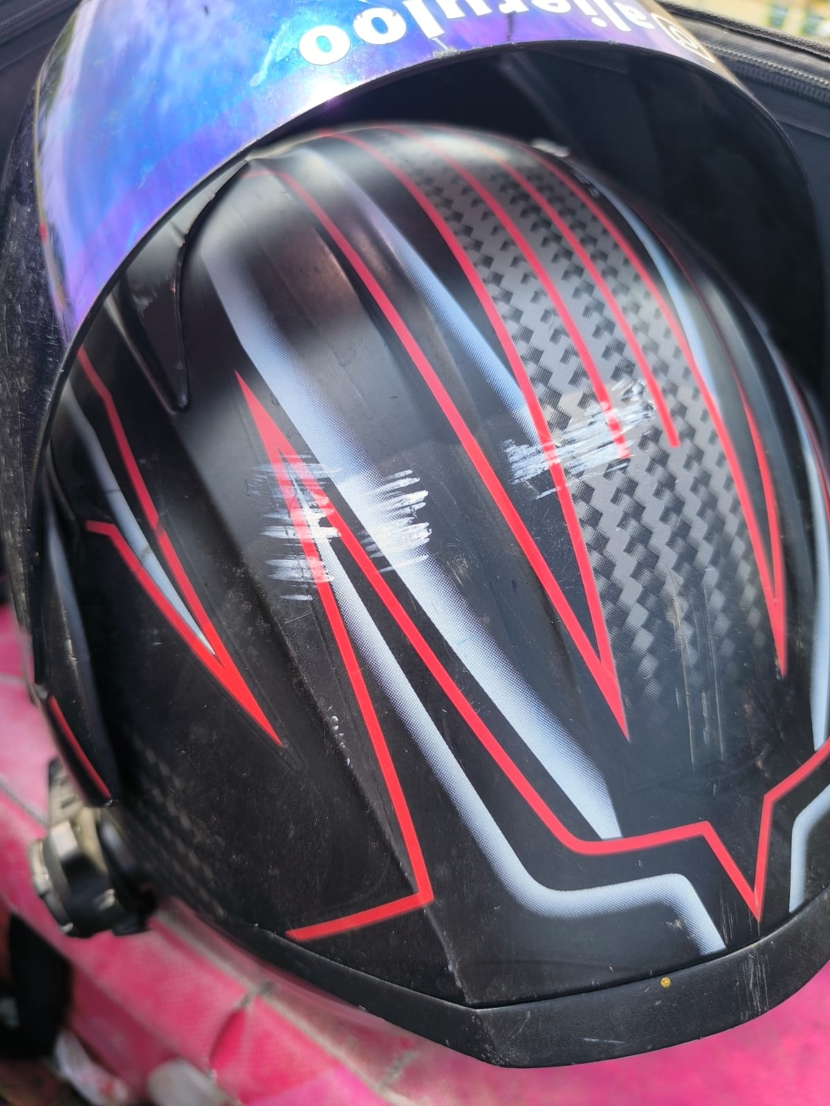 Sosyal medya fenomeni motokurye kazada yaralandı
