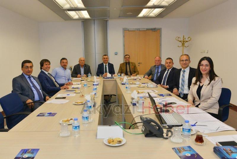 SOSYAL POLİTİKALAR KURULU YÖNETİMİ TOPLANDI