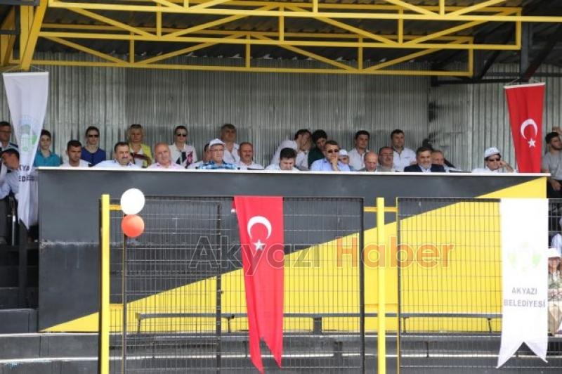 Spor Şenlikleri Ödül Töreni Yapıldı