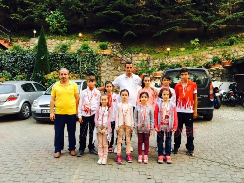 Sporculara İlk Ödül Bayraktar Masaj Salonundan