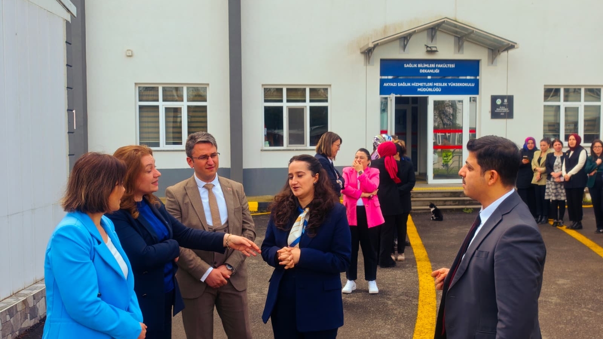 SUBÜ’nün sağlık birimlerinde bayrak değişimi