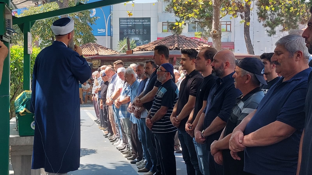 Şükriye Bodur Toprağa Verildi.