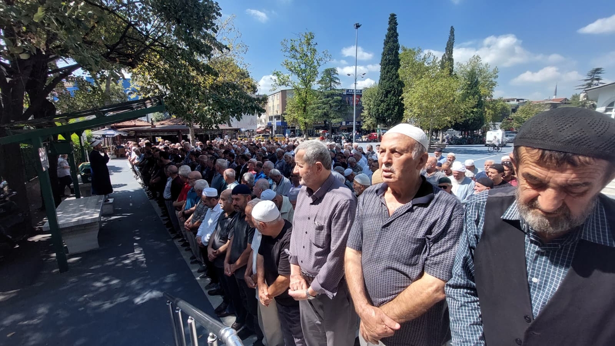 Şükriye Bodur Toprağa Verildi.