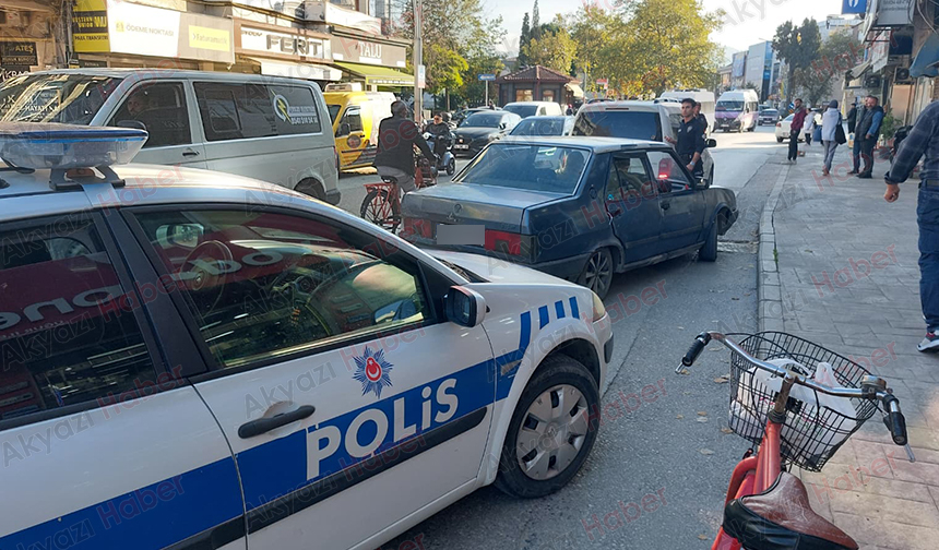 Şüpheli Araç Caddede Durduruldu, Uyuşturucu Maddeler Ele Geçirildi