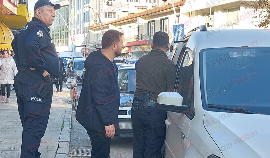 Şüpheli Araç Caddede Durduruldu, Uyuşturucu Maddeler Ele Geçirildi