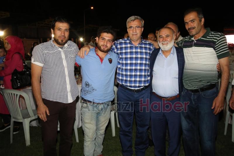 SURİYELİ KARDEŞLERİMİZE İFTAR PROGRAMI DÜZENLENDİ