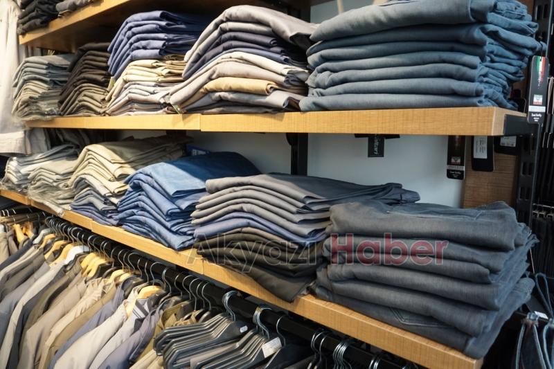 Süvari ve Koton Akyazıda Açıldı