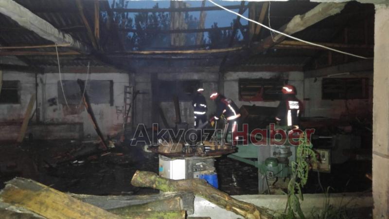Tahta Kaşık Atölyesinde Yangın