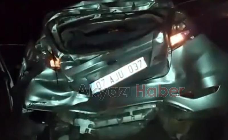 Tanker otomobili biçti: 3 yaralı