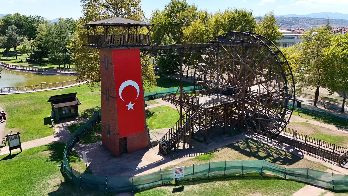 Tarihi Çark ve Yel Değirmeni’nde restorasyon başladı