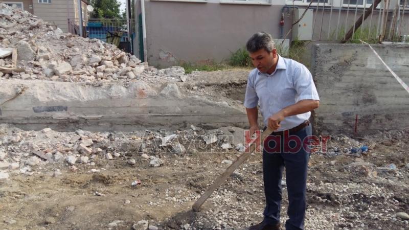 Tarihi Eser Değil ! Tuvalet Kuyusu