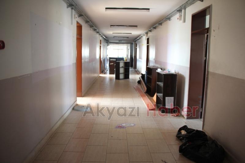 Tarihi Lisede Taşınma İşlemleri Başladı