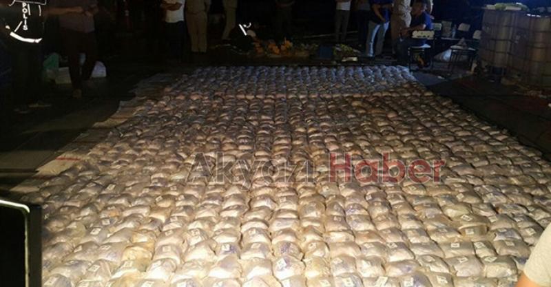 Tarihin en büyük uyuşturucu operasyonu Tam 1 Ton