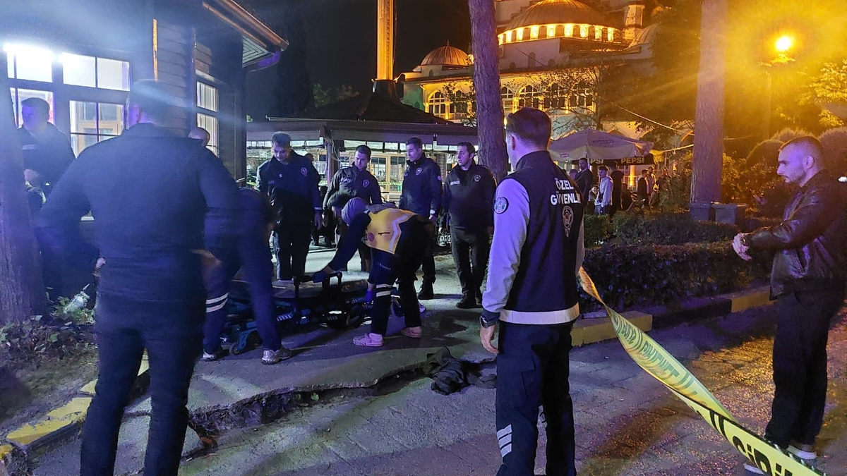 Tartışma kanlı bitti; Silahla vuruldu