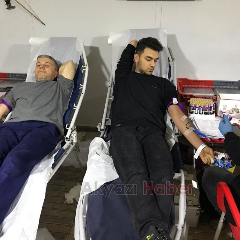 Taşburun Gençlik Kulübünden kan bağışı