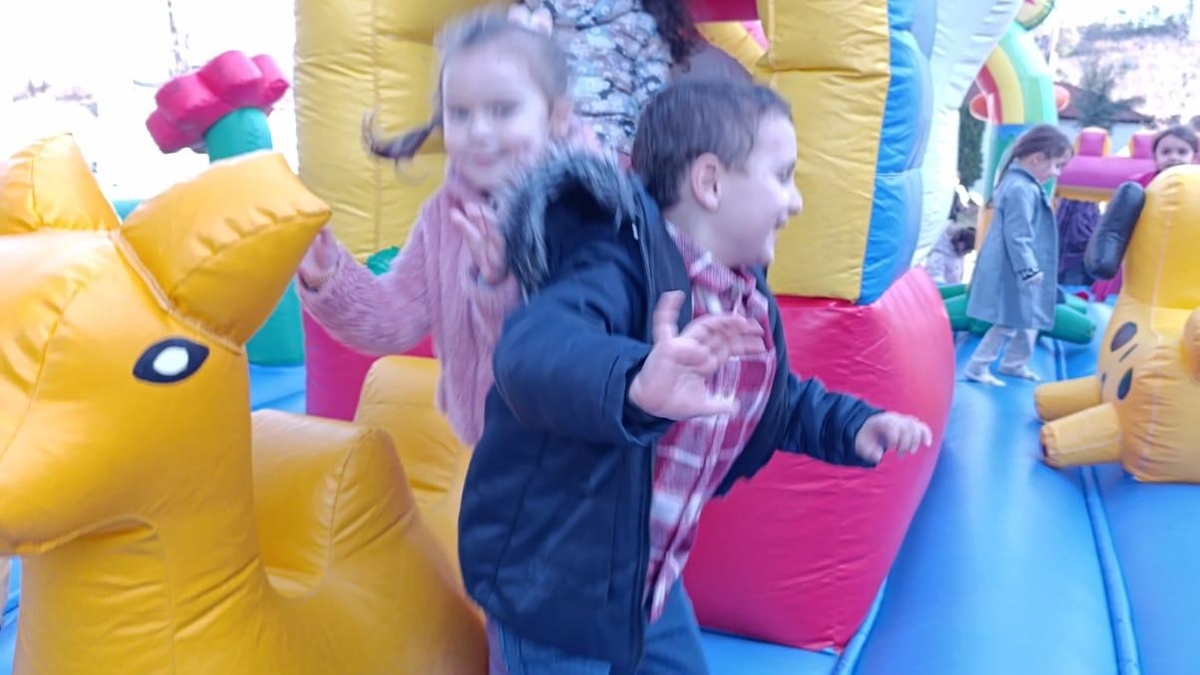 Taşburun Şehitali Camii Kur’an Kursu öğrencileri doyasıya eğlendi