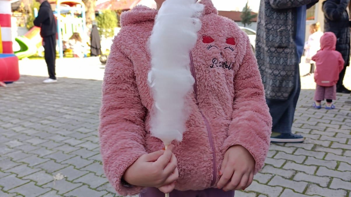 Taşburun Şehitali Camii Kur’an Kursu öğrencileri doyasıya eğlendi