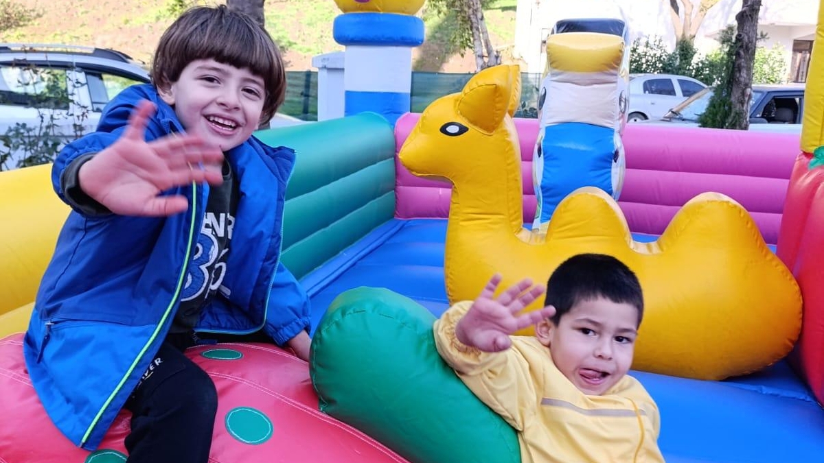 Taşburun Şehitali Camii Kur’an Kursu öğrencileri doyasıya eğlendi