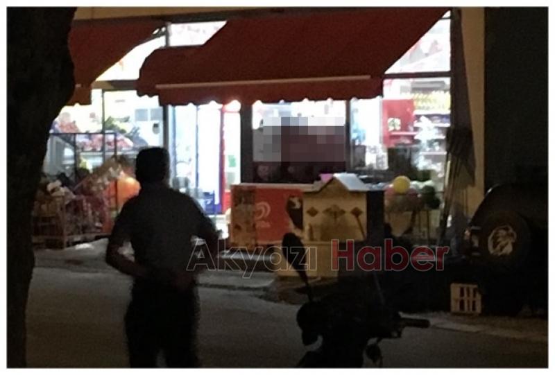 Husumetlilerine markette kurşun yağdırdılar