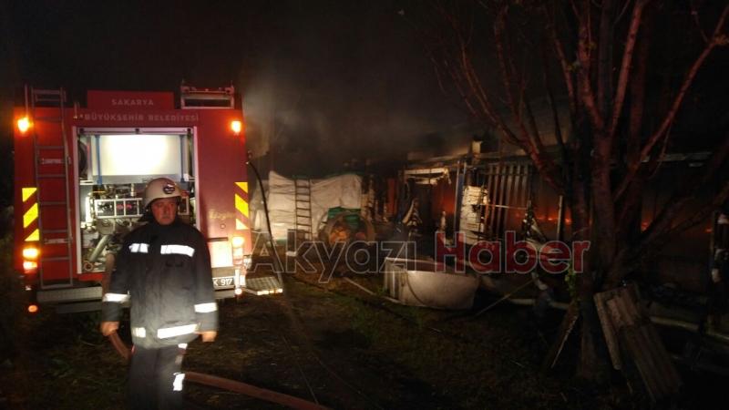  Tavuk Çiftliğinde Yangın