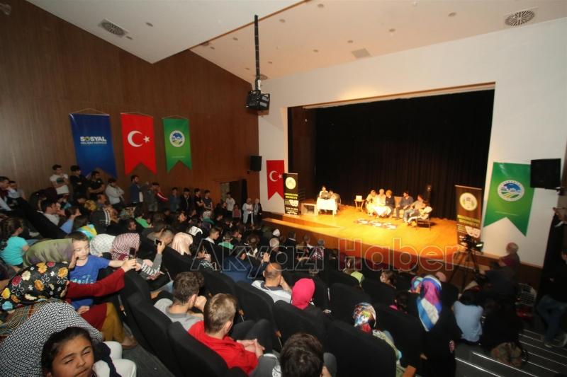 TEK DiŞi KALMIŞ TEKNOLOJİ TİYATRO OYUNU İLGİ GöRDü